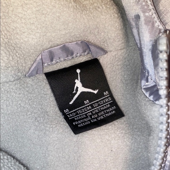 Air Jordan Gray Silver Fleece-lined Jacket with Hood - Picture 2 of 7